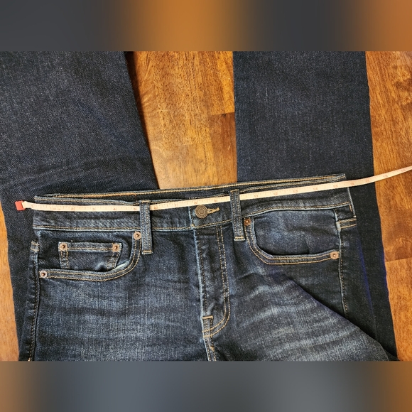 Lucky Brand Mid Rise Sweet Straight (8/29R) - Picture 4 of 5